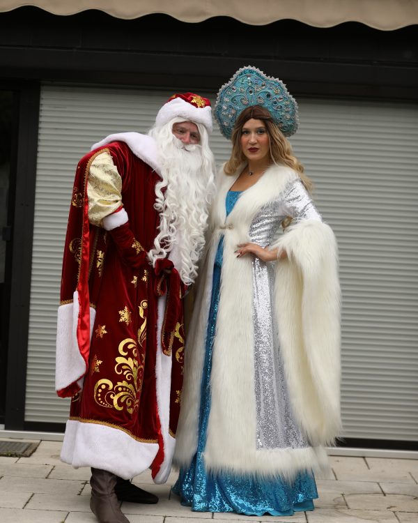 Новогодние герои к вам на праздник