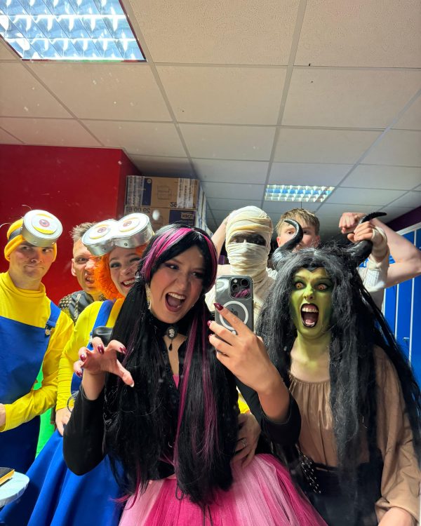 Halloween Вечеринка